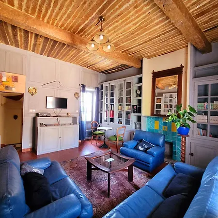 Guest house Au Puits De La Fontaine Tavernes